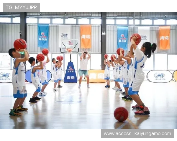 职业球员是否参与篮球公益青少年夏令营,业余篮球比赛报名